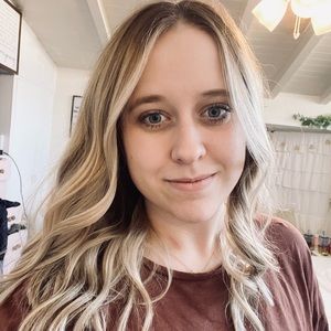 Meet your Posher, Destiny